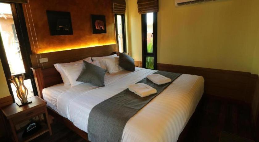 Lana Hotel Chiang Mai Exterior photo