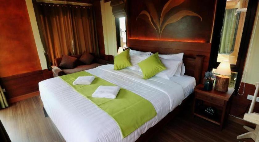 Lana Hotel Chiang Mai Exterior photo
